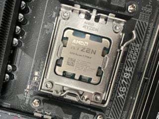 AMD Ryzen 7 7700X