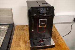 Gaggia Magenta Plus hero