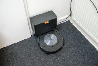 iRobot Combo J7 hero