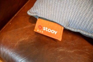 Stoov Ploov Heated Cushion controls